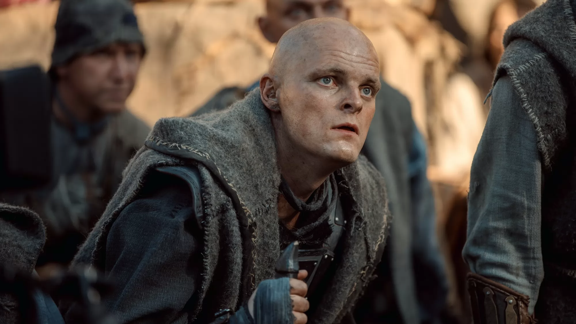 Сериал Трудно быть богом (2026). Кадр N272338