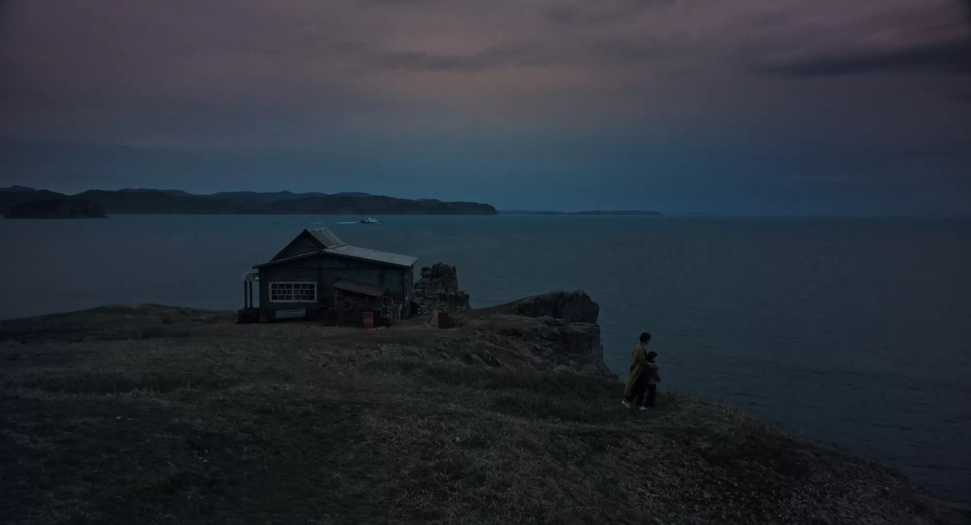 Фильм Большая земля (2026). Кадр N272357