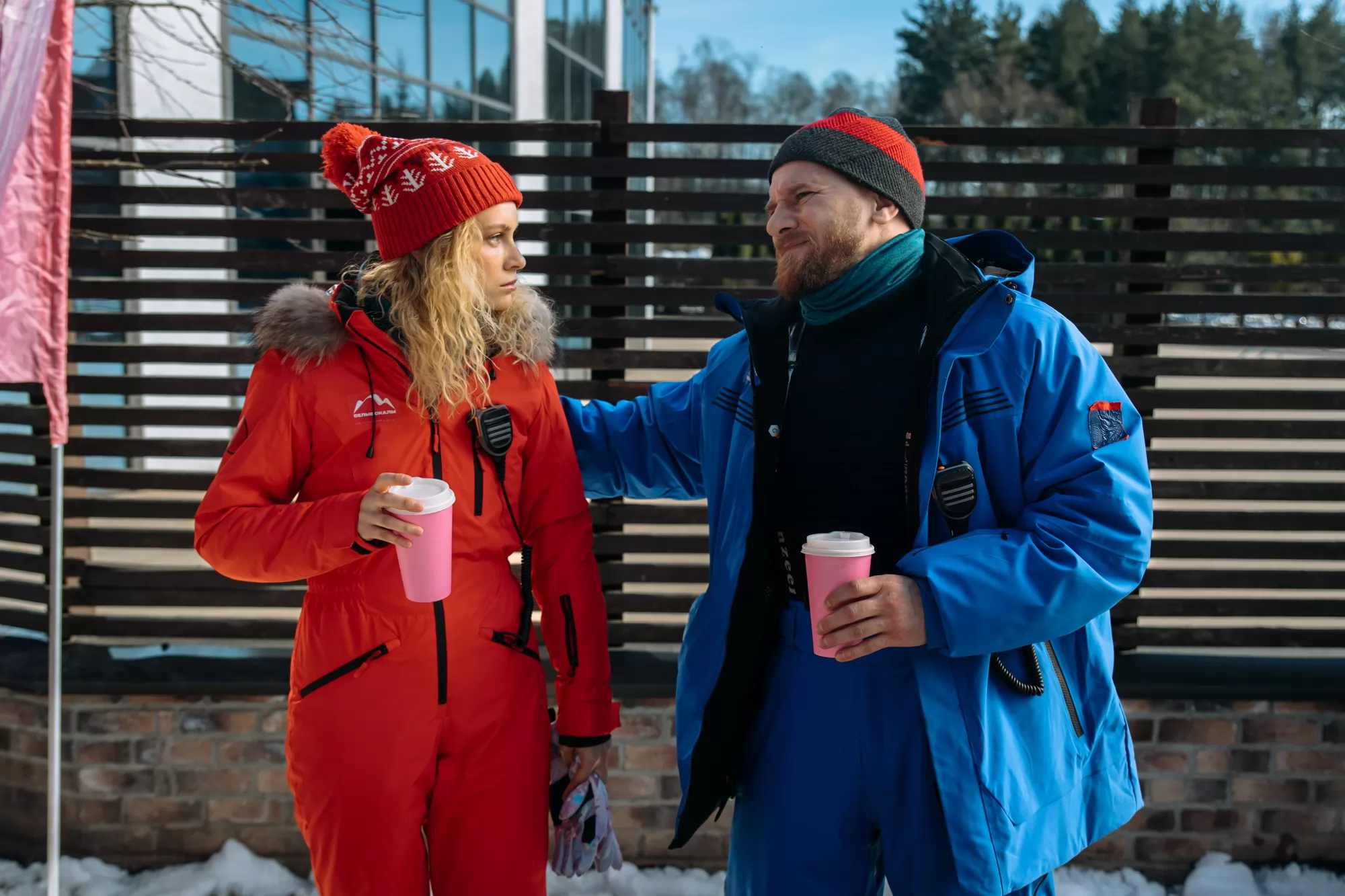 Сериал Горнолыжка (2026). Кадр N272663