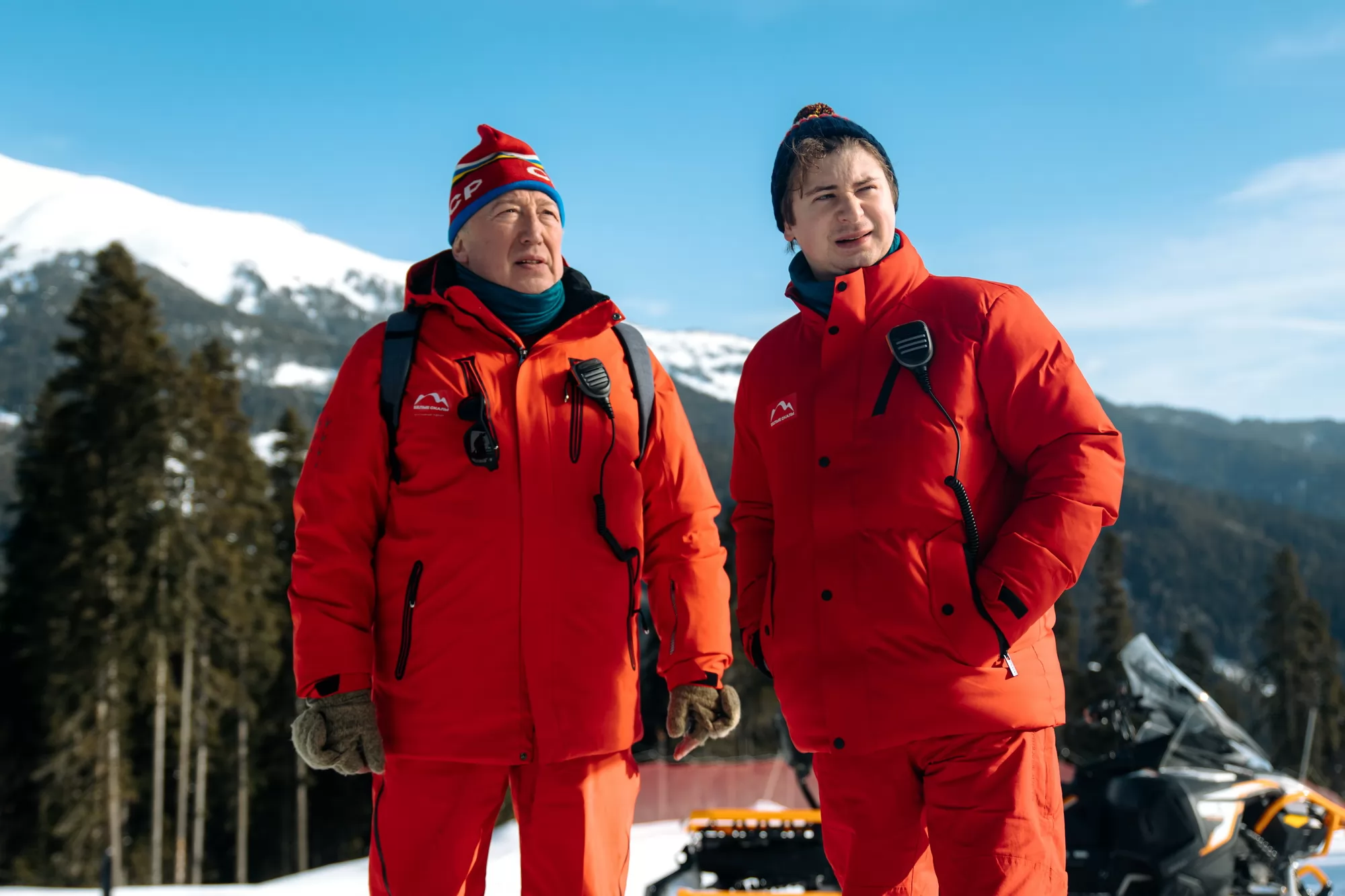 Сериал Горнолыжка (2026). Кадр N272683