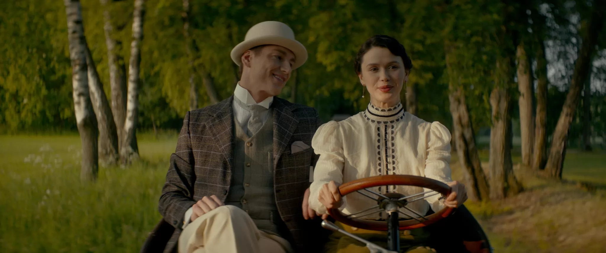 Фильм Касса невест (2026). Кадр N272977