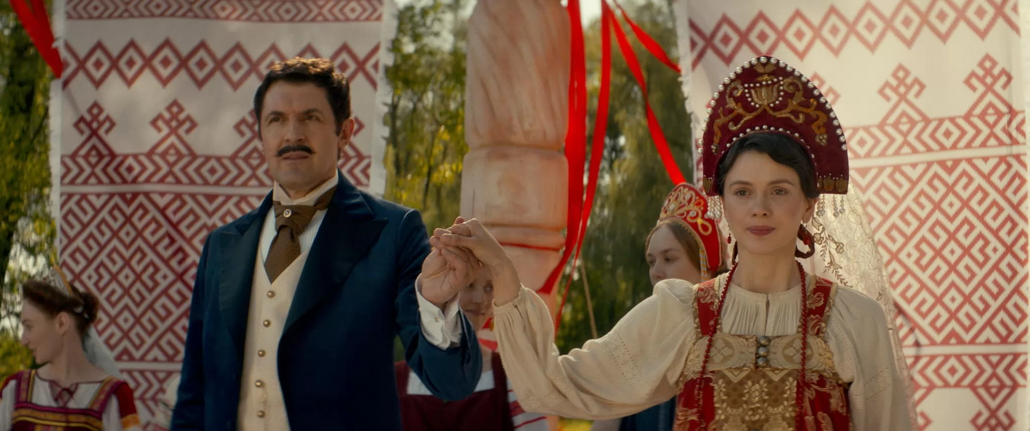 Фильм Касса невест (2026). Кадр N272975