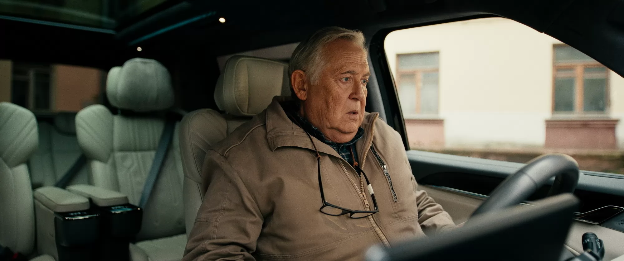 Фильм Дедмобиль (2026). Кадр N273071