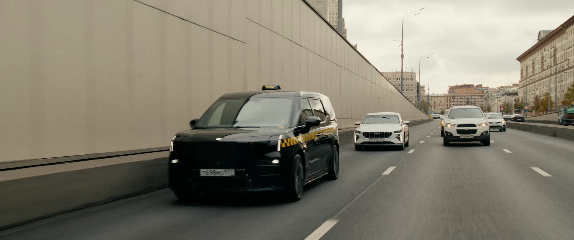 Фильм Дедмобиль (2026). Кадр N273077