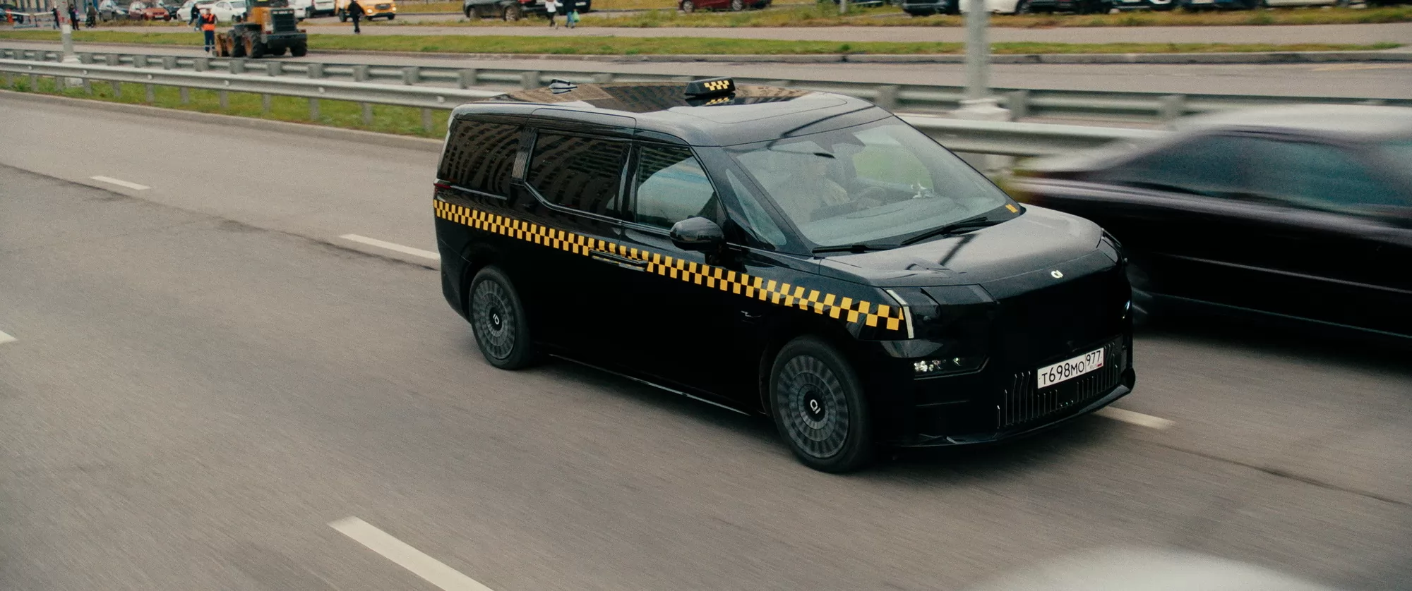 Фильм Дедмобиль (2026). Кадр N273083