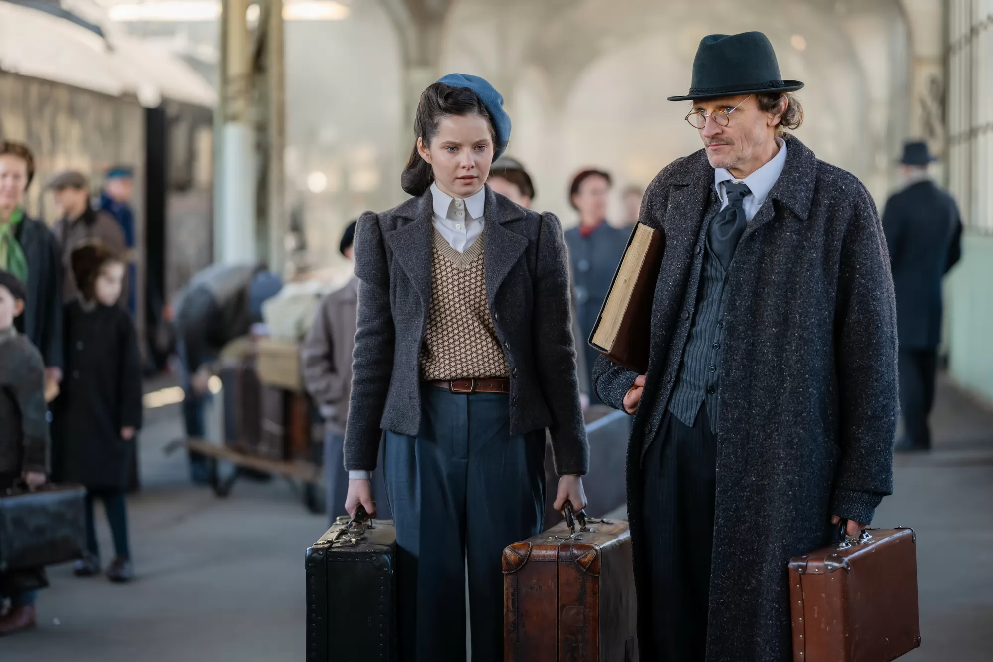 Сериал Чужой город (2026). Кадр N274208