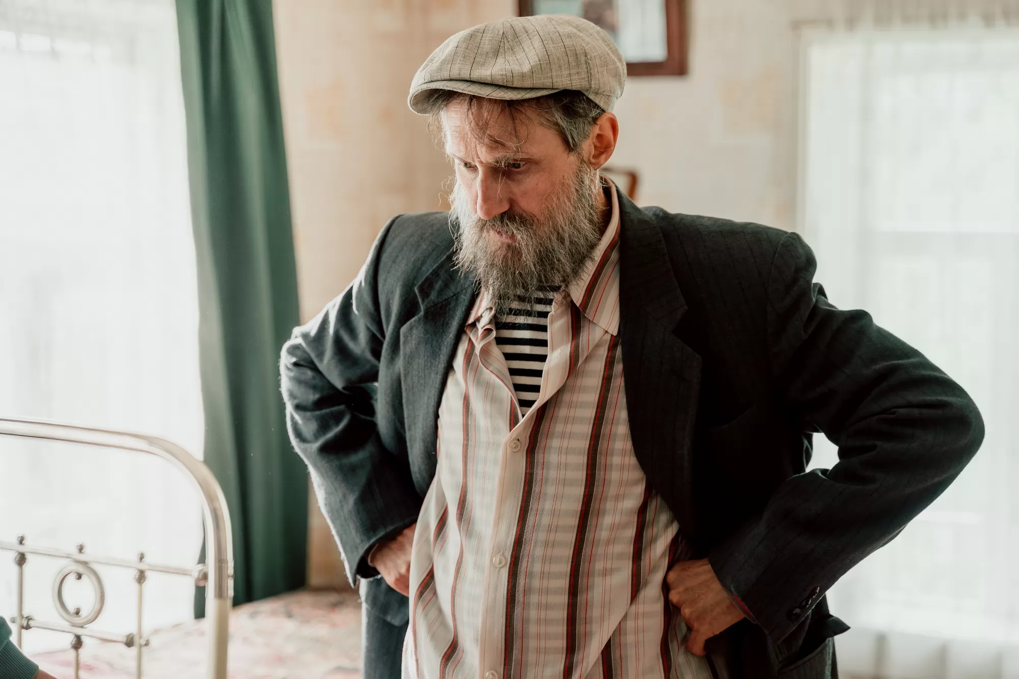 Сериал Мозгоправ (2026). Кадр N274376
