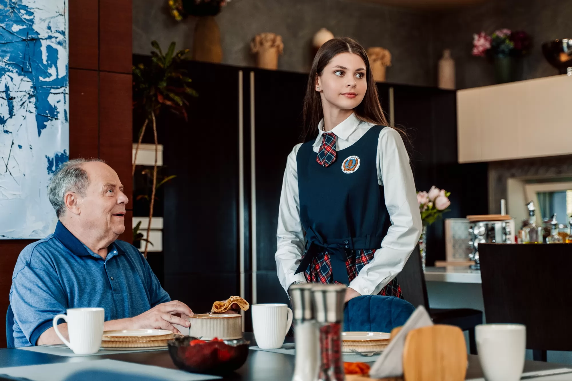 Сериал Нянька в погонах (2027). Кадр N274641