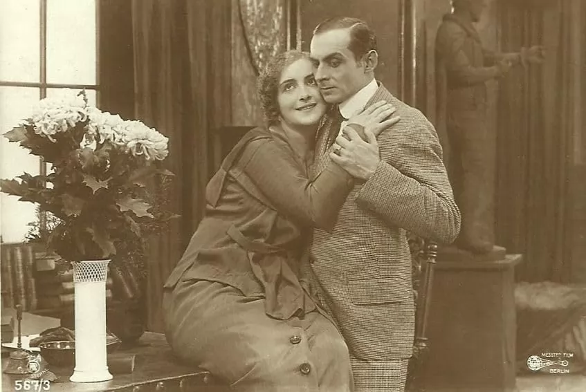 Фильм Синий фонарь (1918). Кадр N275613