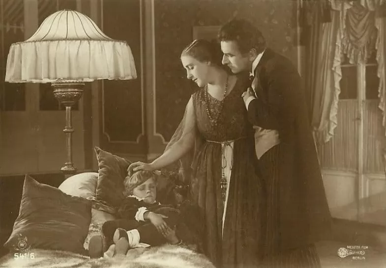 Фильм Маскарад жизни (1918). Кадр N275636