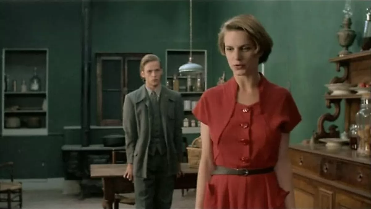 Фильм Грозовой перевал (1985). Кадр N275928