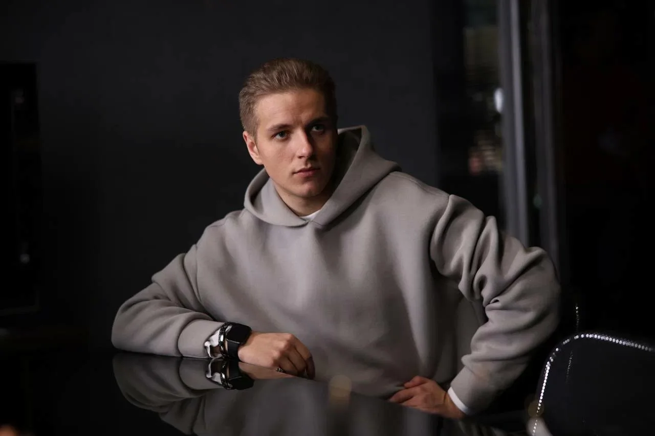 Сериал Возвращенец (2027). Кадр N276530