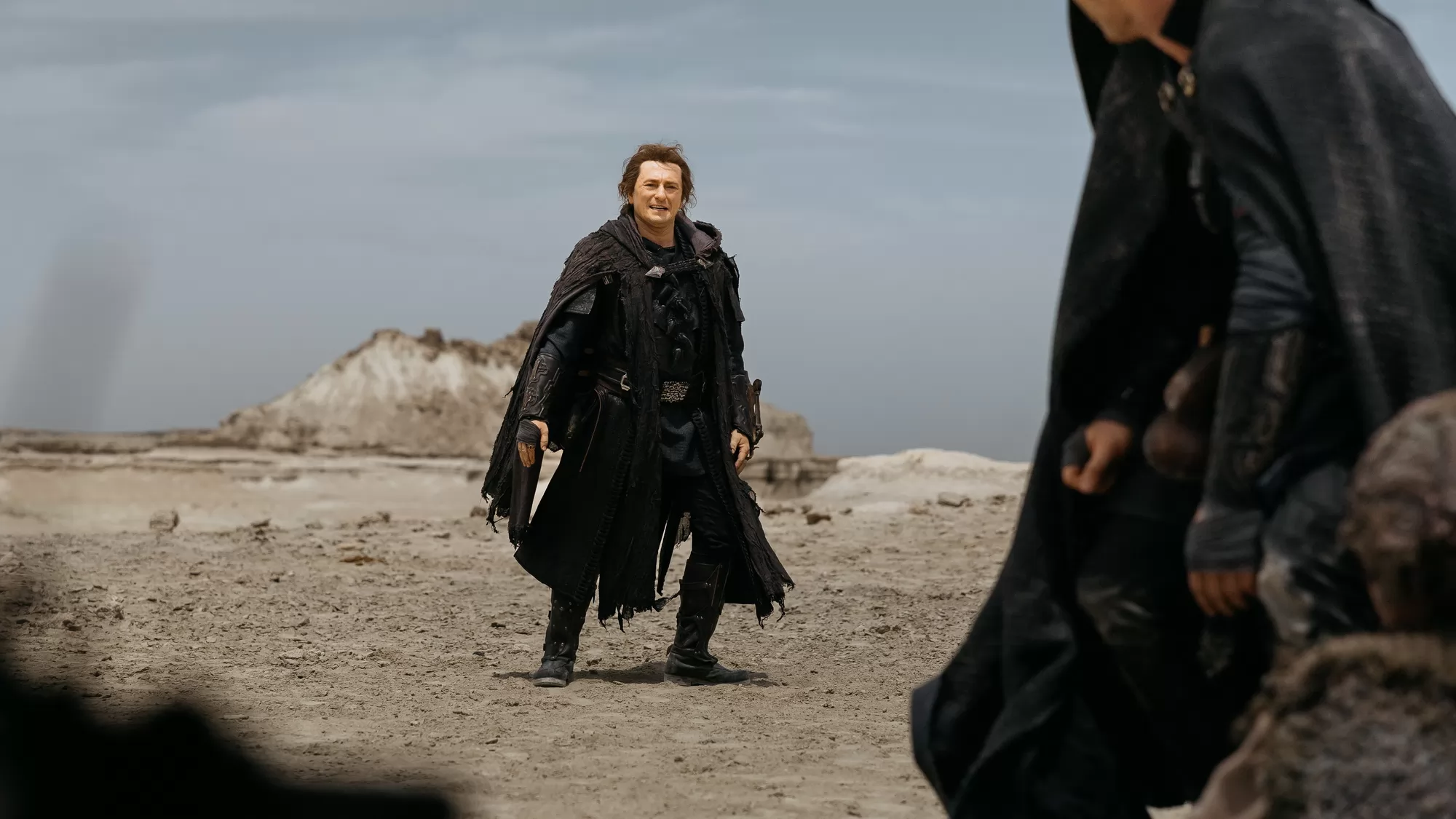 Сериал Трудно быть богом (2026). Кадр N276543