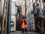 Превью кадра #275828 из сериала "Летучий отряд"  (2027)