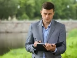 Превью кадра #277204 из сериала "Одна и без оружия"  (2027)