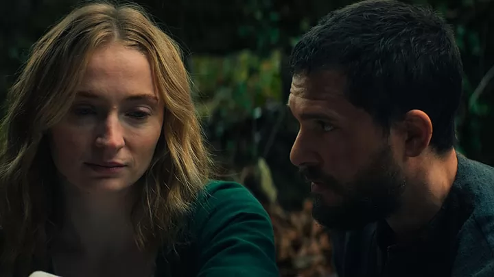 Софи Тернер и Кит Харингтон в трейлеле фильма Ужасный