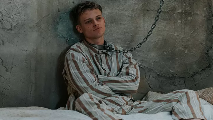 Дублированный трейлер фильма На цепи