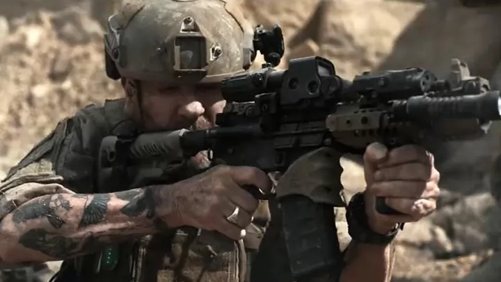 Кифер Сазерленд в трейлере фильма "Сьерра Мадре"