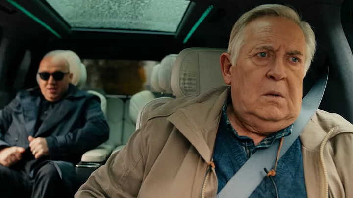 Юрий Стоянов в трейлере фильма Дедмобиль