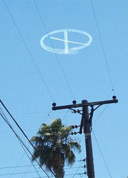 В небе Калифорнии возник символ Людей Икс