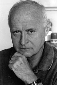 Эдвард Бонд (Edward Bond)
