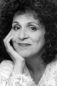 Кэрол Энн Сьюзи (Carol Ann Susi)