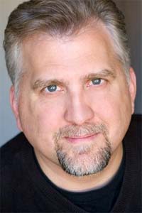 Дэниэл Робак (Daniel Roebuck)