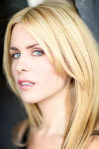 Джульетт Ривз (Juliet Reeves)