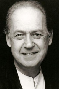 Джон Стэндинг (John Standing)