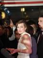 Милла Йовович на премьере фильма "Выкрутасы"