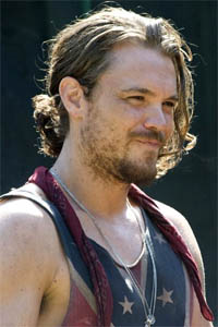 Клейн Кроуфорд (Clayne Crawford)