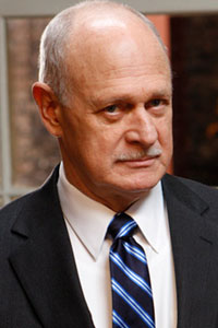 Джералд МакРэйни (Gerald McRaney)