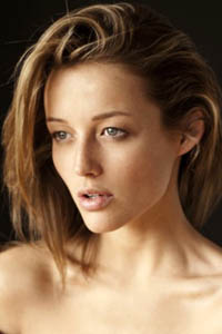 Сара Дюмон (Sarah Dumont)