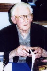 Сидни Дж. Баундс (Sydney J. Bounds)