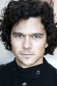 Люк Арнольд (Luke Arnold)