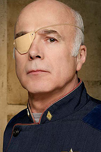 Майкл Хоган (Michael Hogan)
