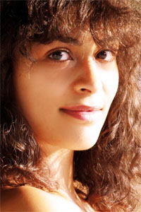 Ясмин Эл Масри (Yasmine Al Massri)