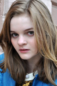 Кэррис Дорси (Kerris Dorsey)