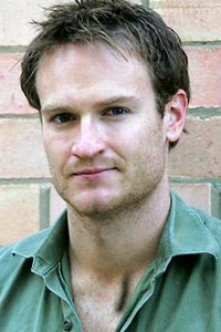 Джошуа Лосон (Josh Lawson)