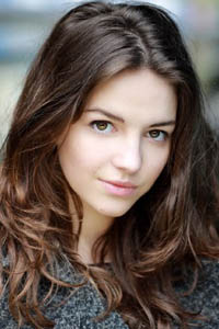 Элла Хант (Ella Hunt)