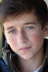 Скайлер Джизондо (Skyler Gisondo)