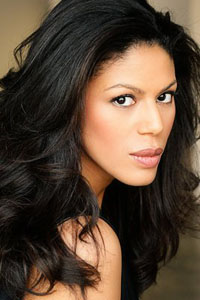 Мерл Дэндридж (Merle Dandridge)