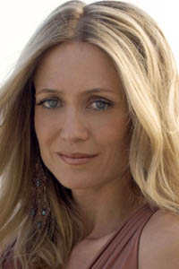 Келли Роуэн (Kelly Rowan)