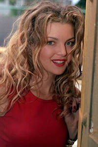 Клэр Крамер (Clare Kramer)