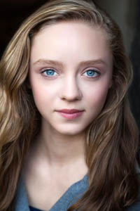Мадлен Артур (Madeleine Arthur)