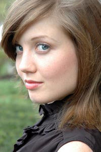 Ники Клайн (Nicki Clyne)