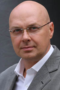 Юлиан Макаров Юлиан Макаров