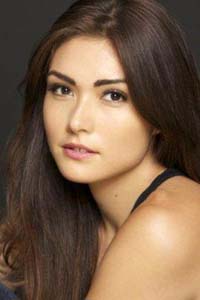 Даниэлла Пинеда (Daniella Pineda)