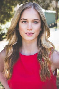 Элизабет Лэйл (Elizabeth Lail)