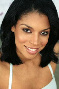 Сьюзэн Келечи Уотсон (Susan Kelechi Watson)